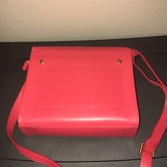 IIIBeca Crossbody - Picture 2 of 2